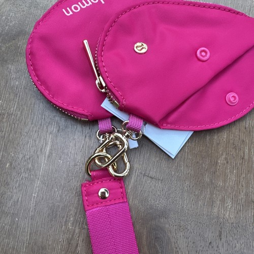 NWT LULULEMON DUAL POUCH WRISTLET Heart Spiced Chai fluorescent Pink Gold - Picture 17 of 24