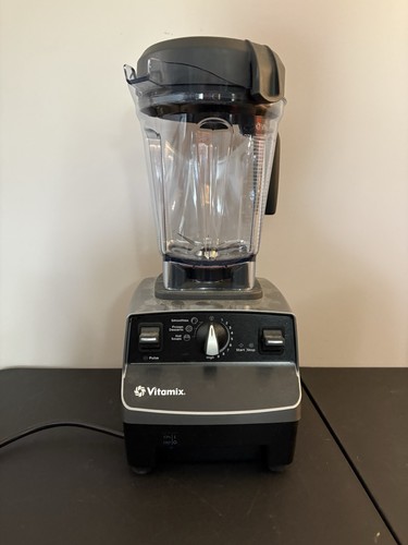 Vitamix VM0102D 5300 64 Oz Professional Blender 10 Speed