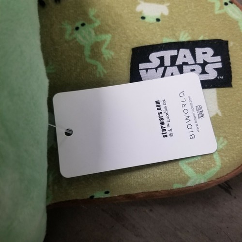 Star Wars Womens Plush Slippers XL 13-14 The Mandalorian Child Grogu Indoor - Picture 7 of 10