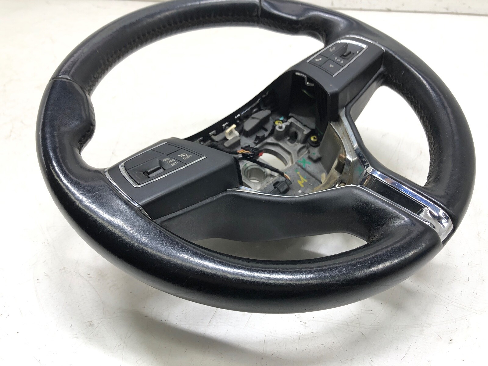2014-2020 MASERATI GHIBLI STEERING WHEEL OEM.