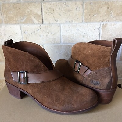 ugg wright belted ankle boots