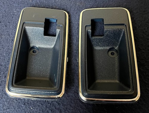 Corvette Door Handle escutcheons - 1978 - 81 Dark blue - NOS L/R GM# 473249 50 - Picture 5 of 6