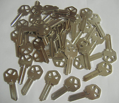 LOT OF FIFTY NICKEL CHROME PLATED LOCKSMITH KW1 KEY BLANKS