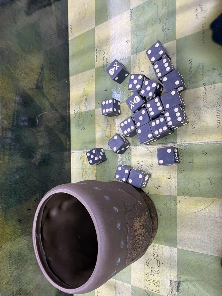 2006 Pirates of the Caribbean Dead Man's Chest 3 in 1 Checkers Chess Dice Game - Image 4 of 4