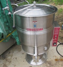 Blodgett Vulcan 20 Gal Self Contained Stationary Electric Kettle 208v