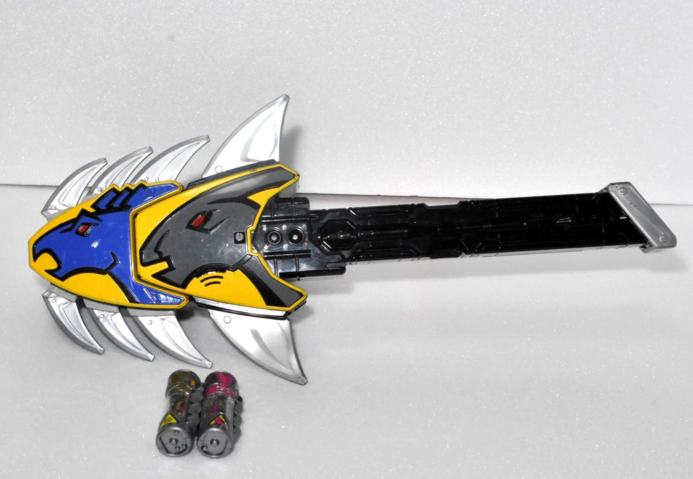 Power Rangers Dino Charge Kyoryuger Zyuden Arms Blue and Black from Japan