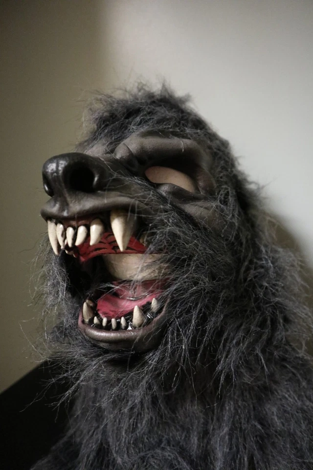 Werewolf Beast - Zagone Studios "Howler Wolf" Adult Grey  Moving Mouth Mask - Image 2 of 4