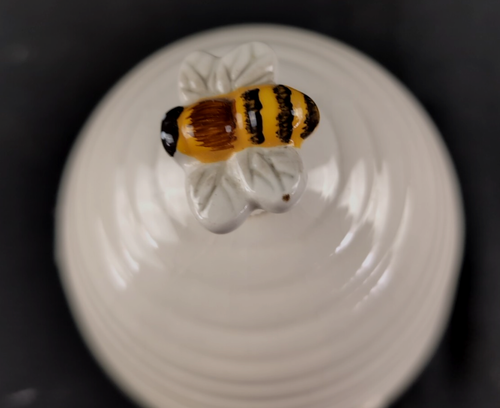 One Hundred 80 Degrees by Mary Lake Thompson, Honey Pot & 6" Milk Creamer - Picture 5 of 9