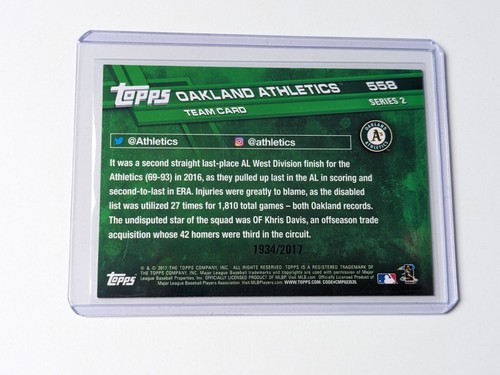 Topps Baseball 2017 Series 2 Oakland Athletics Team Gold MLB /2017 - Picture 2 of 2