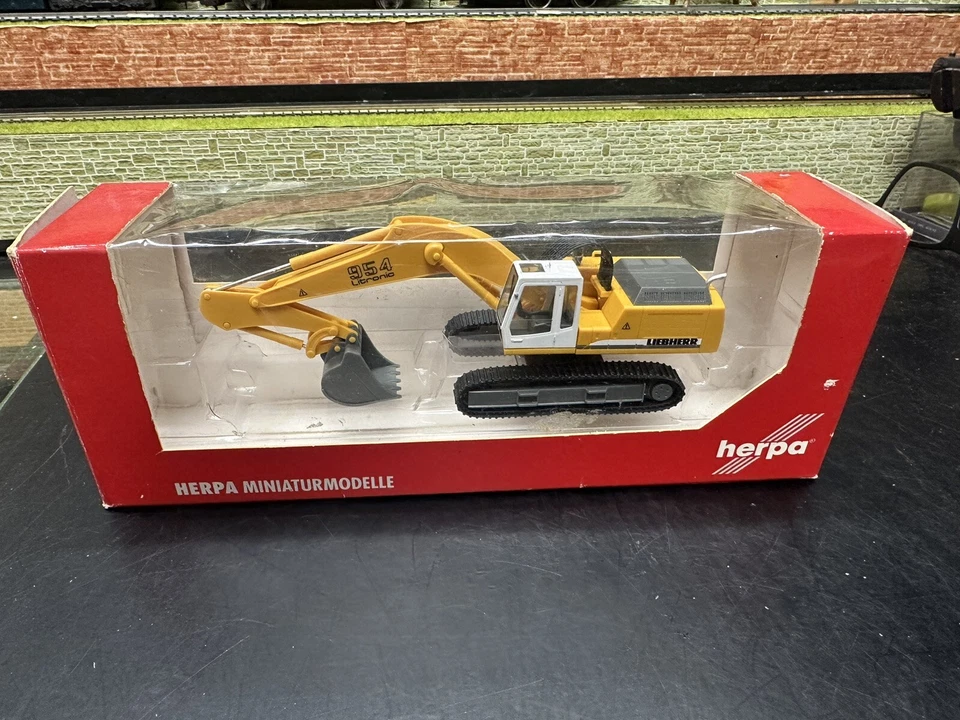 Trenino elettrico h0 escavatore cingolato Liebherr 954 Herpa 1:87 nuovo - Immagine 3 di 4