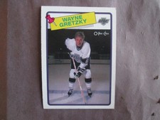 1988-89 O-PEE-CHEE HOCKEY CARD WAYNE GRETZKY LOS ANGELES KINGS