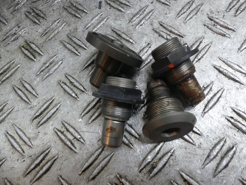 BMW R 1100 S EZ:04 Schwingenbolzen Set 56 TKM 69810