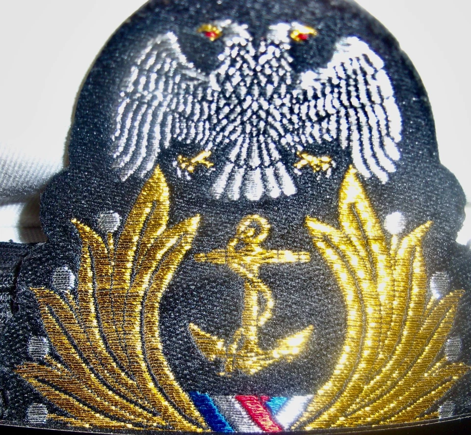 Armada de Serbia Oficial Náutico Almirante Uniforme Sombrero Foto 2 de 4