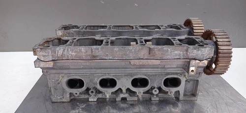 9636076010 Culata para CITROEN XSARA BERLINA 1.6 16V Chrono 2001 106095 - Imagen 1 de 9