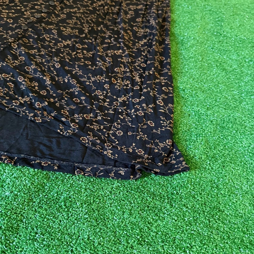 Briggs Elastic Waist A-Line Decorative Buttons Black Vintage Midi Skirt Size 2XL - Image 3 of 4