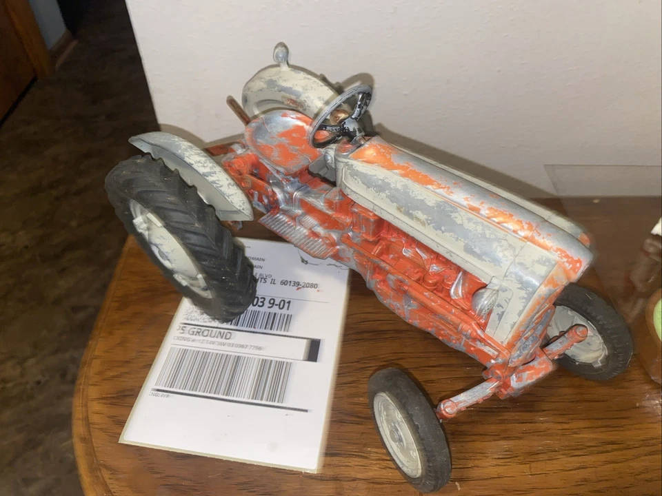 1/12 Toy Hubley Ford 961 Powermaster Tractor #2 Tres (3) - ¡Enganche de punto! Foto 2 de 4