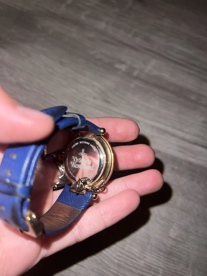 Vivienne Westwood VV152 Orb watch - Image 2 of 4