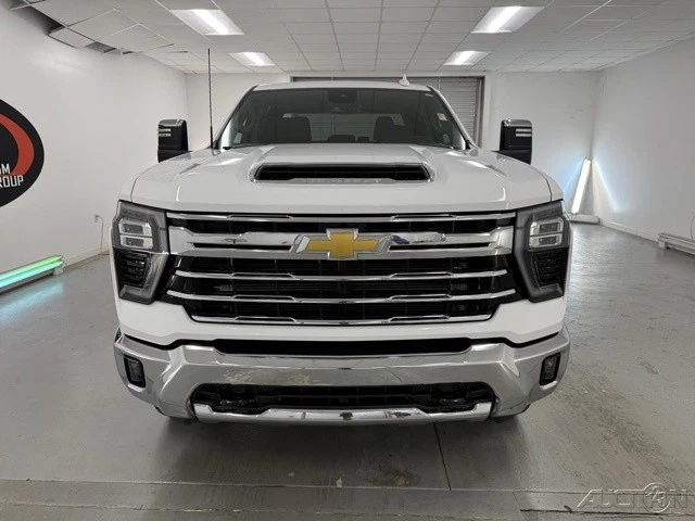 2024 Chevrolet Silverado 2500 LTZ - Image 2 of 4