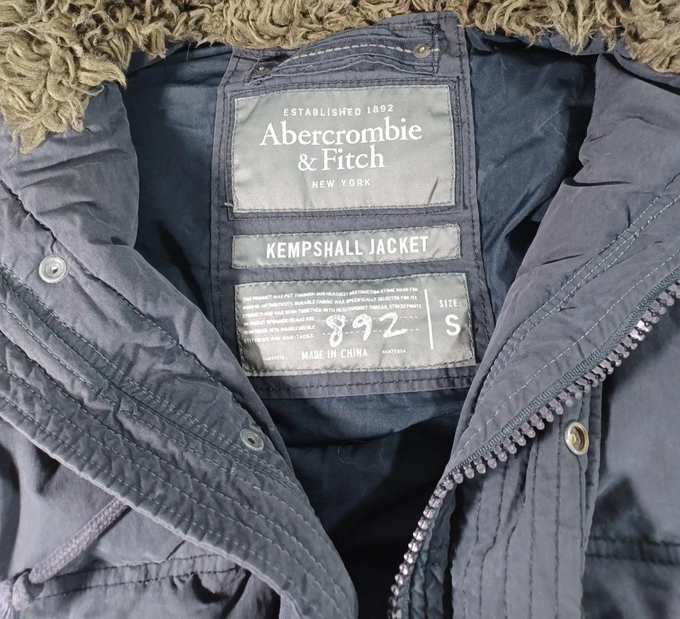 Antigo Abercrombie & Fitch New York Masculino Kempshall com Capuz Tamanho Pequeno Gorpcore - Imagem 3 de 4