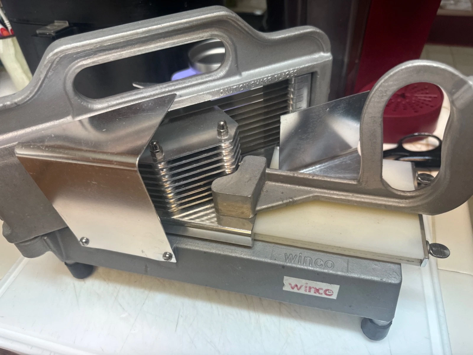 Winco 1/4" Commercial Tomato Slicer with Sharp Blades
Opens in a new window or tab