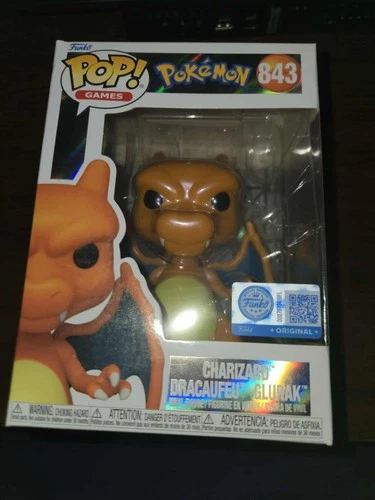 Funko POP! #843 Pokemon Center Exclusive Pearlescent Charizard
