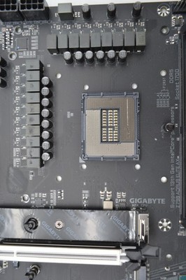 GIGABYTE Z790 AORUS Elite AX LGA 1700 Gaming Motherboard PC1726425