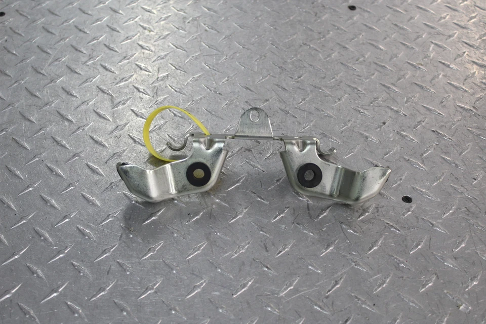 Ducati Hypermotard 1100 S 2009 faro delantero triple abrazadera montaje en soporte Foto 4 de 4