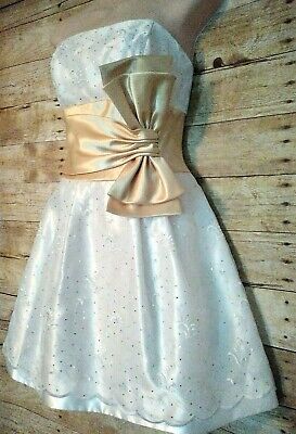 Vtg Jessica McClintock Gunne Sax White Sequin Gold Bow Dress Vtg Jessica McClintock Gunne Sax White Sequin Gold Bow Dress