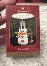 1999 Hallmark Sew Handy Snowman Sewing Thimble & Thread Keepsake Ornament In Box