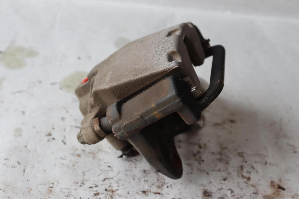 Pinza de freno trasera derecha Chevy Suburban/GMC Yukon 2007-2020 OEM Foto 3 de 4