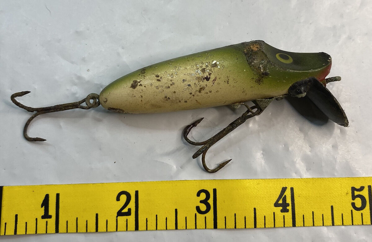 Vintage Heddon Fishing Lure RARE black HONG KONG Marked Bill Vintage Heddon Fishing Lure RARE black HONG KONG Marked Bill