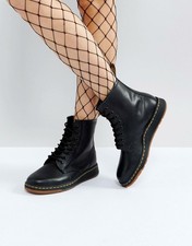 dr martens 9733 w