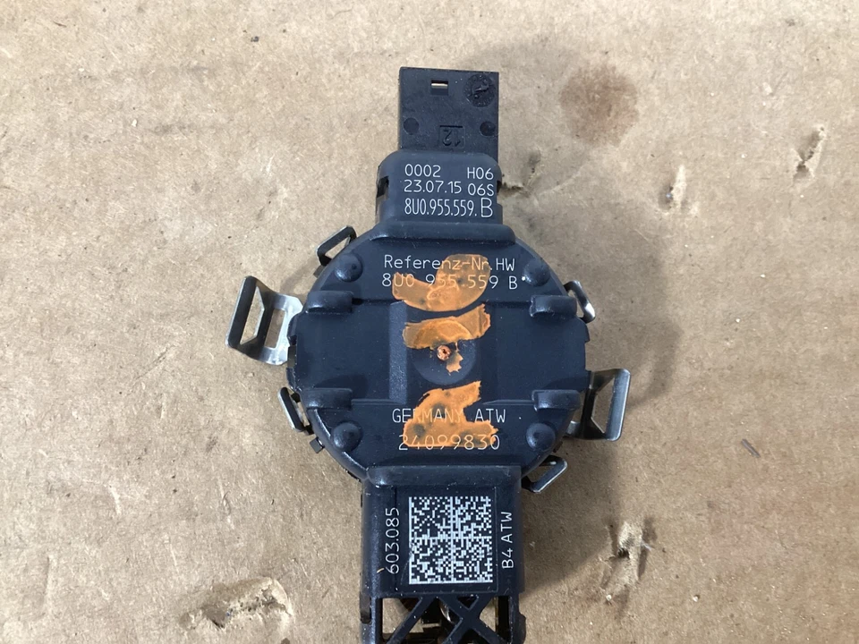 Sensor de temperatura humedad lluvia parabrisas AUDI A3 2012-2018 8U0955559B OEM. Foto 2 de 4