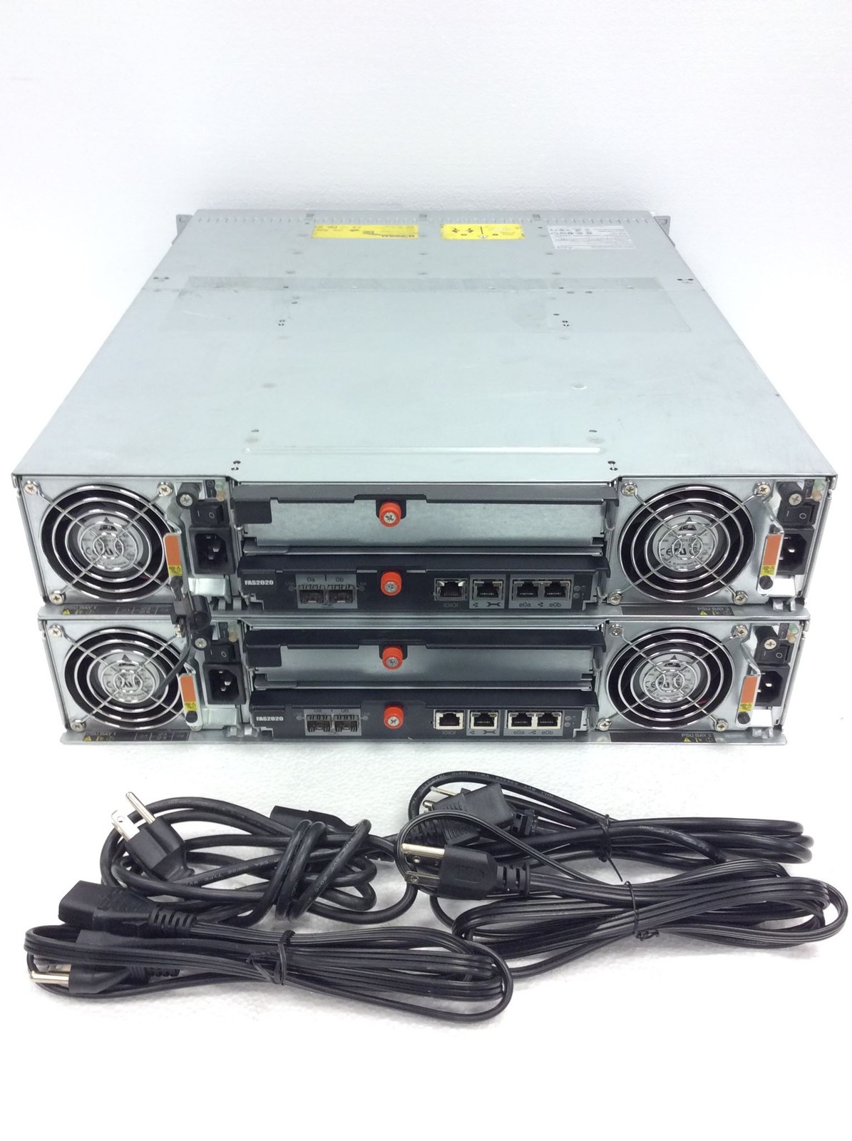 NETAPP NAF-0602 Storage Array Chassis w/2xPS YM-2751A / FAS2020 Storage Module