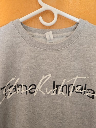 Tame Impala Slow Rush Tour 2021-22  Kevin Parker  Sweatshirt Mens M Authentic 
