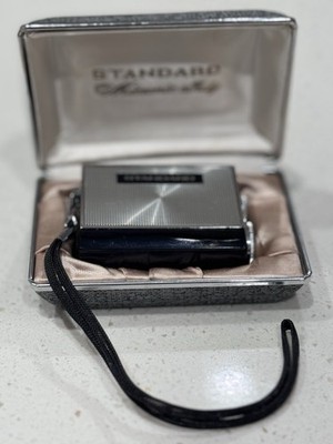 Vintage Standard Micronic Ruby SR-H436 Micro Radio w/ Original