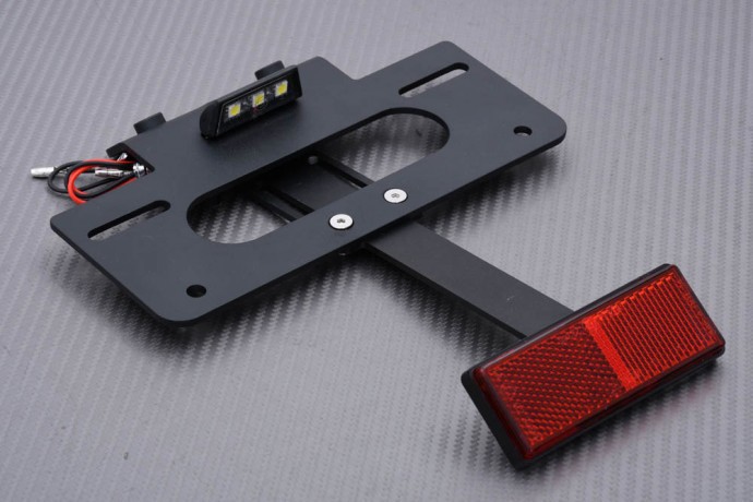 Support de plaque pour enlever le garde-boue d'origine Yamaha XSR 900 avec catadioptre