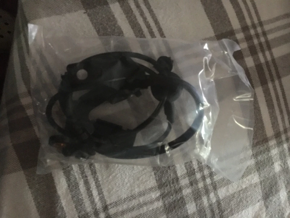 Dodge Avenger 2013 sensor ABS Foto 3 de 4