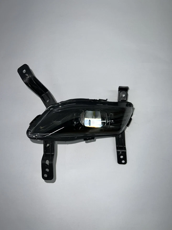 HYUNDAI SANTA FE 2018-2021 LED FOG LIGHT KIT LAMP BULB + RELAY HARNESS & SWITCH - Image 3 of 4