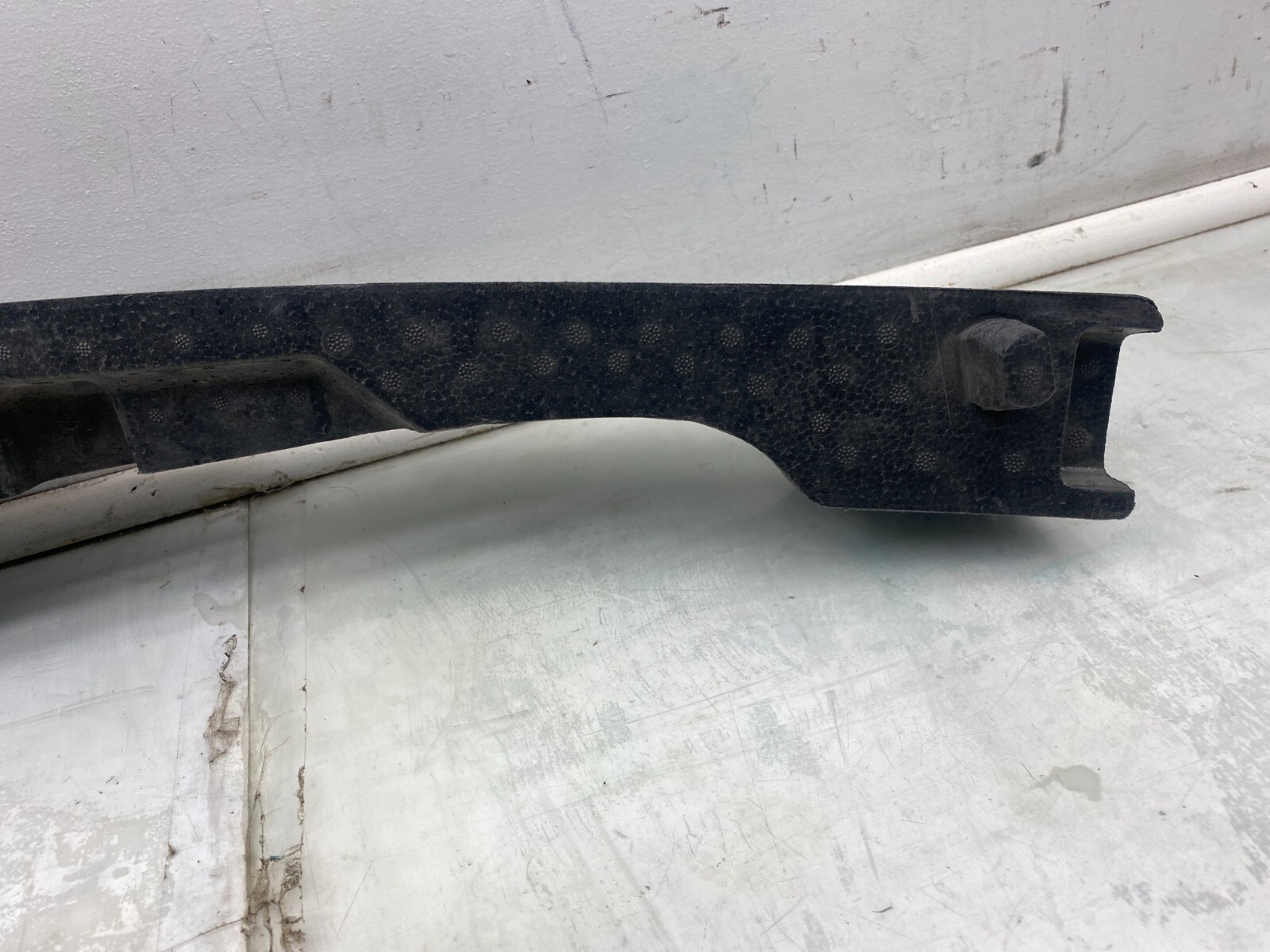 ⭕ 2014-2017 Maserati Ghibli Front Bumper Energy Foam Impact Absorber 670004460