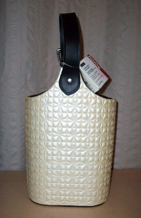 Harman Home 2 Two Wine Bottle Double Carrying Bag Adjustable Strap Quilted Ivory
