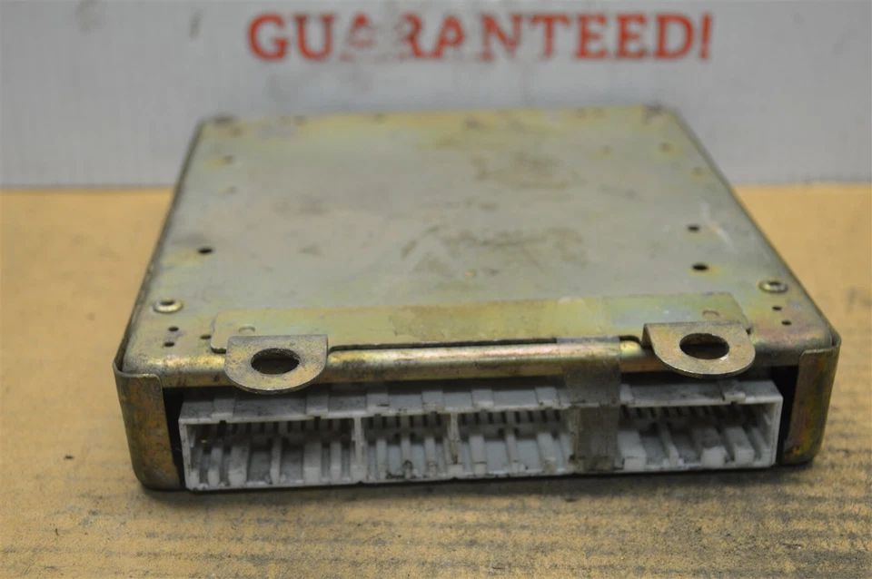 1997 三菱 Mirage 发动机控制单元 ECU MD319563 模块 53-2B4 — 第 4/4 张图片