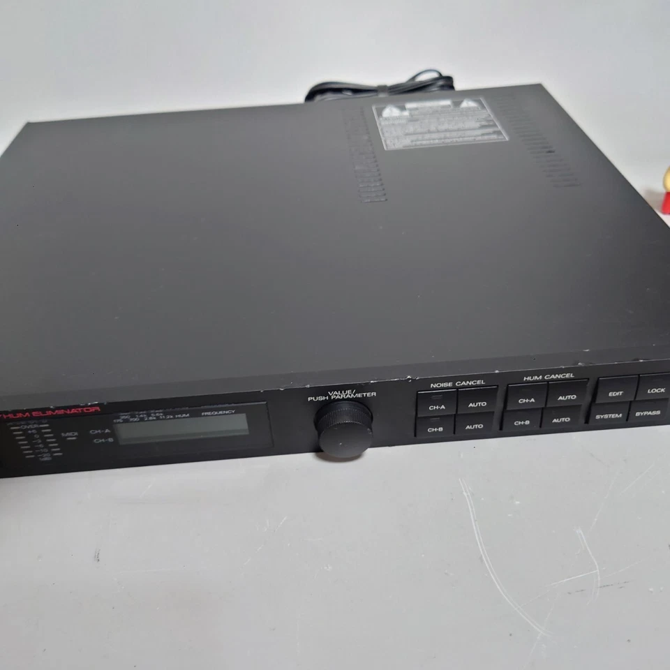 ROLAND SN-700 NOISE HUM ELIMINATOR good condition free shipping from japan - Image 4 of 4