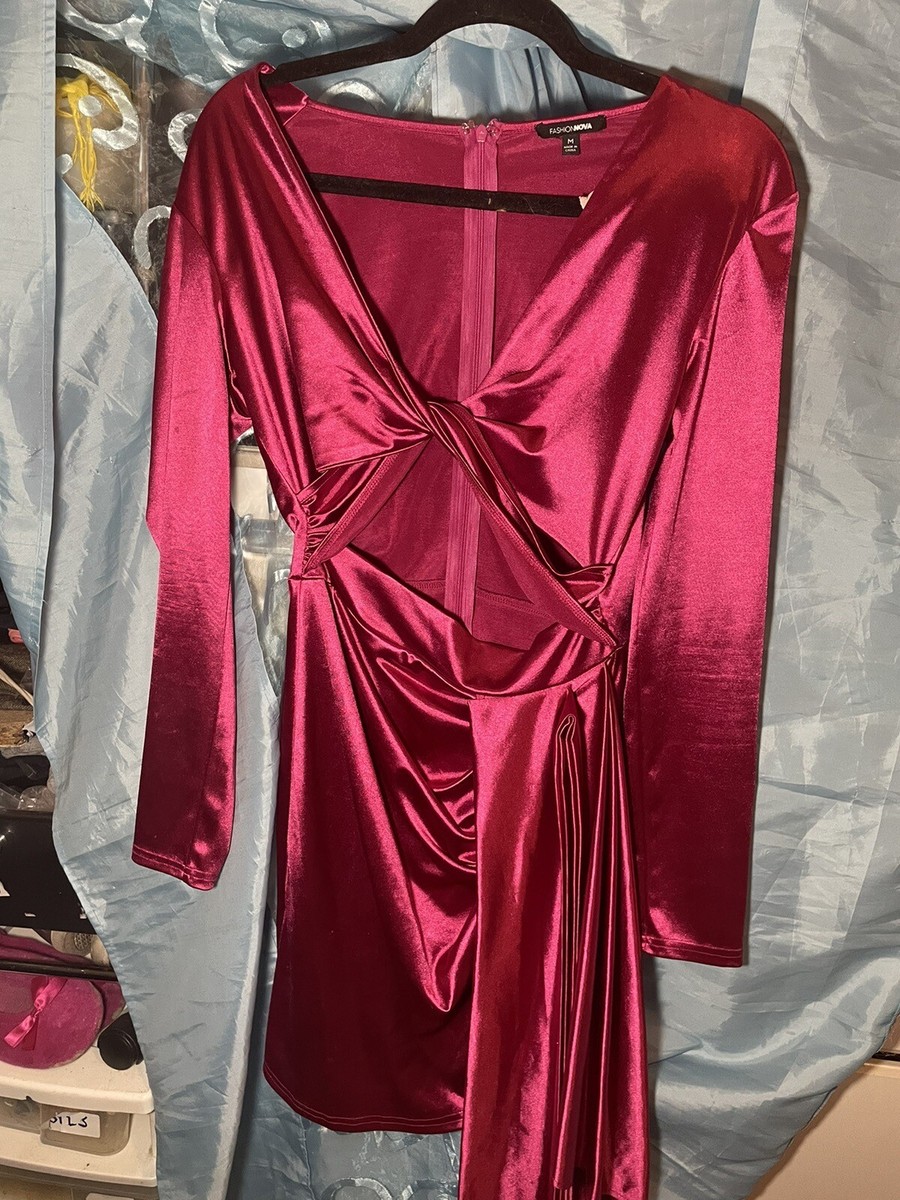 FASHION NOVA Dress Women 6 Red Satin Shiny Stretch 1 Dress FASHION NOVA Dress Women 6 Red Satin Shiny Stretch 1 Dress