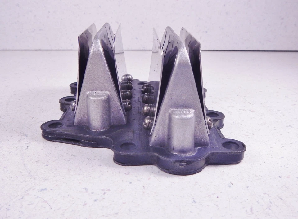 1988 88 US Marine Force 50HP 50 HP Reed Cage Asy - Image 4 of 4