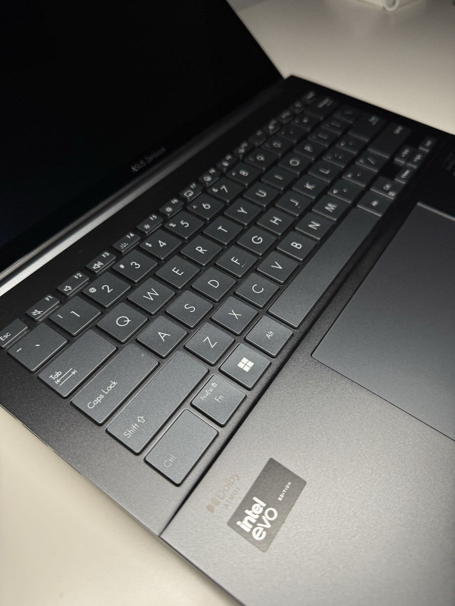ASUS ノートPC Q425M Intel Core 7 1 TB ASUS ZenBook OLED Q425M Intel Core Ultra 7 155H 16GB 1TB SSD 14
