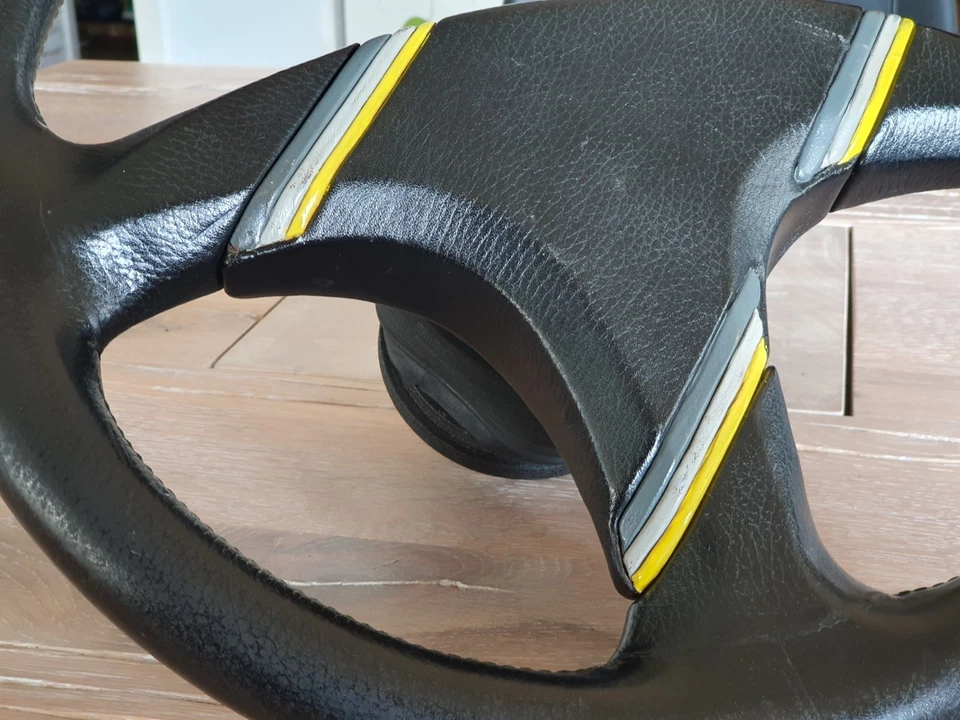 Momo V36 Opel Sport 70064 Irmscher Motorsport Nabe L6605 Vectra A usw. 1988 - Bild 3 von 4