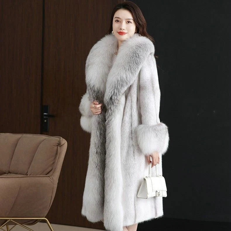 2025 inverno Collo in vera pelliccia di volpe Piumino imbotto in piuma d'anatra bianca Cappotto da donna con collo in pelliccia grande caldo moda regolare  200000345