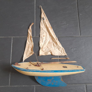 Vintage Star Pond Yacht No2