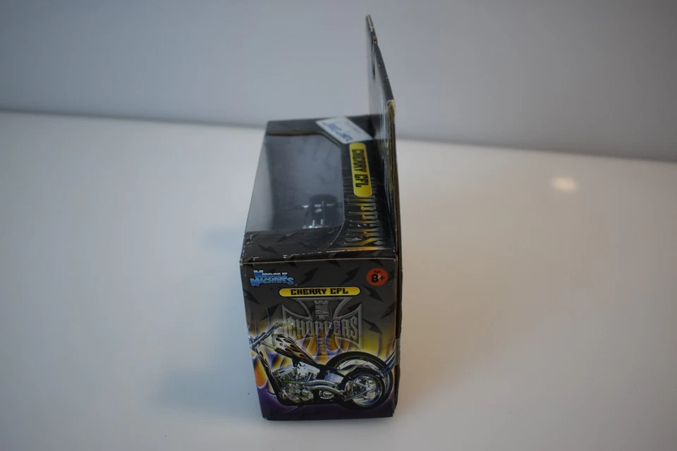 Jesse James West Coast Choppers Cherry CFL Black 1:18 Scale Diecast New - Image 3 of 4